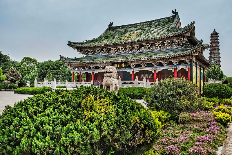 Luoyang, Yellow River and Oriental Pisa Tower