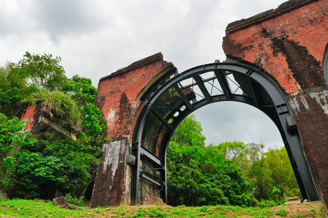 Long Teng Broken Bridge, Taiwan